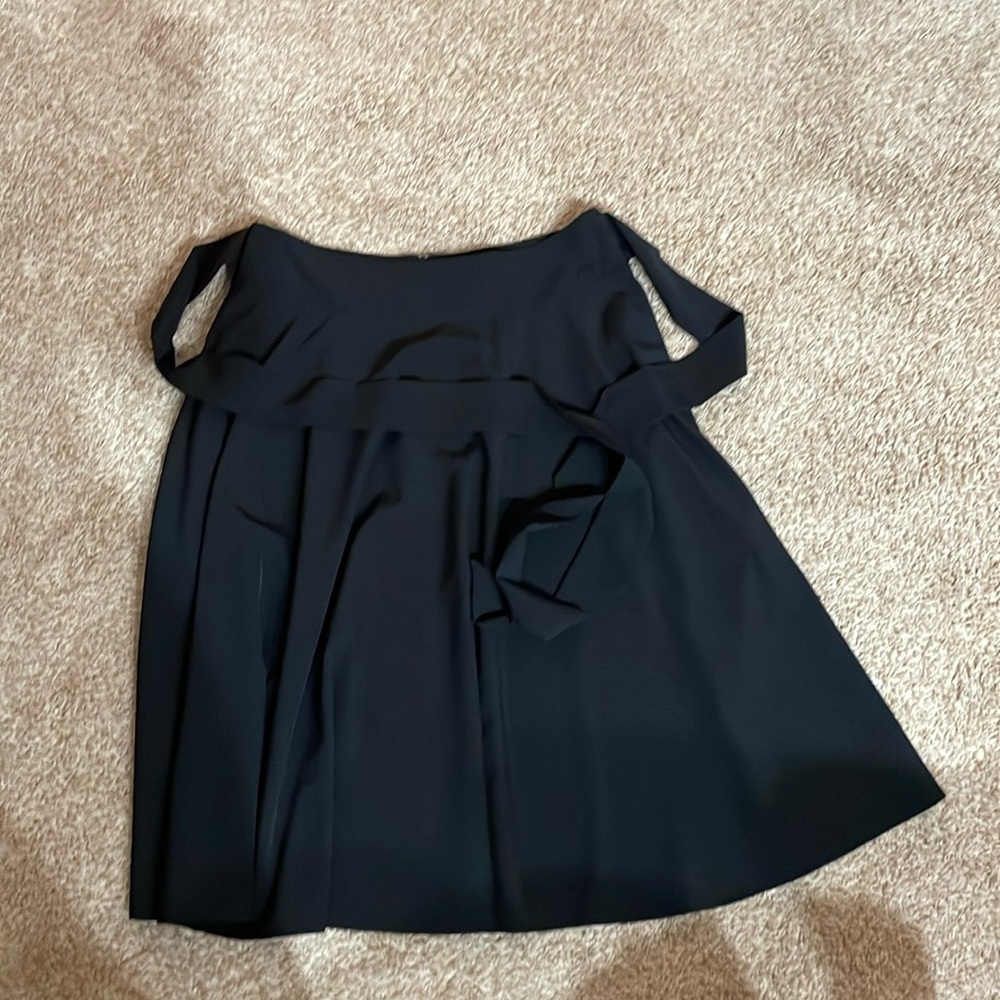 Tie waist knee length skirt